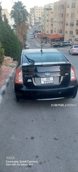 تيوتا بريوس 2012