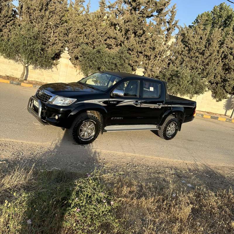 تويوتا هايلكس ٢٠١٥