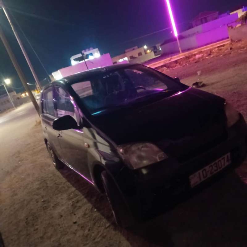 دايهاتسو شاريد بحاله جيده للبيع 