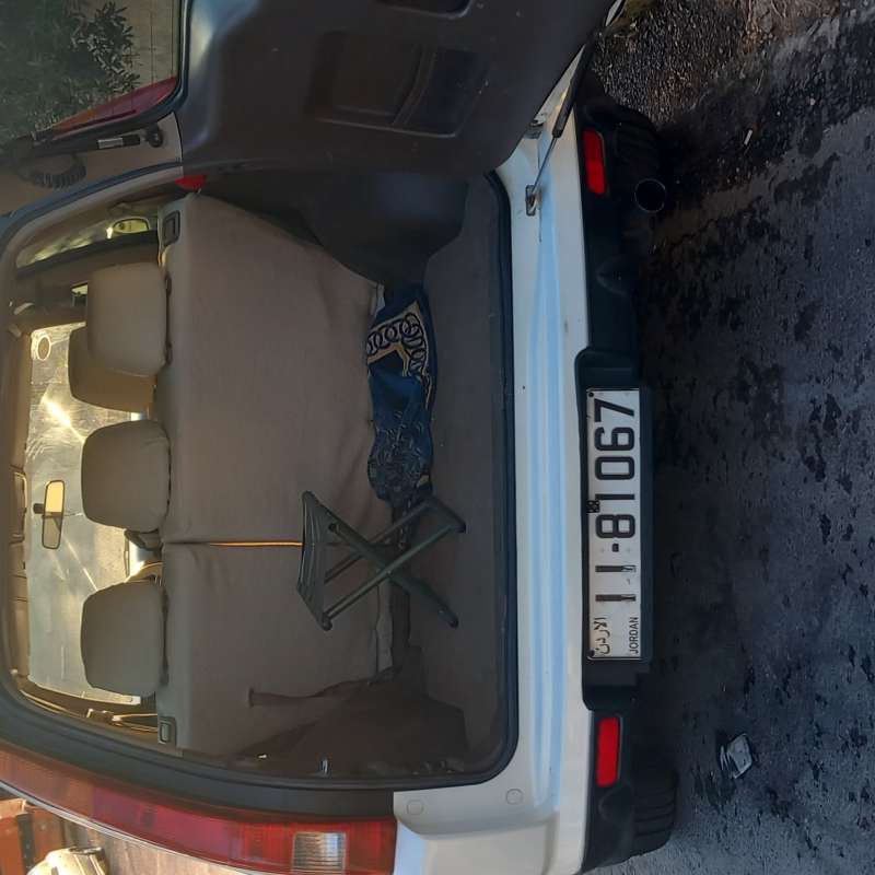 المقابلين