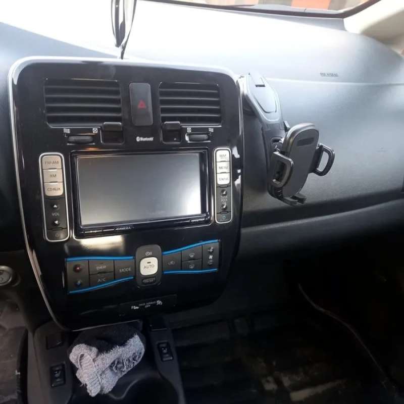 نيسان ليف 2014 SL premium للبيع