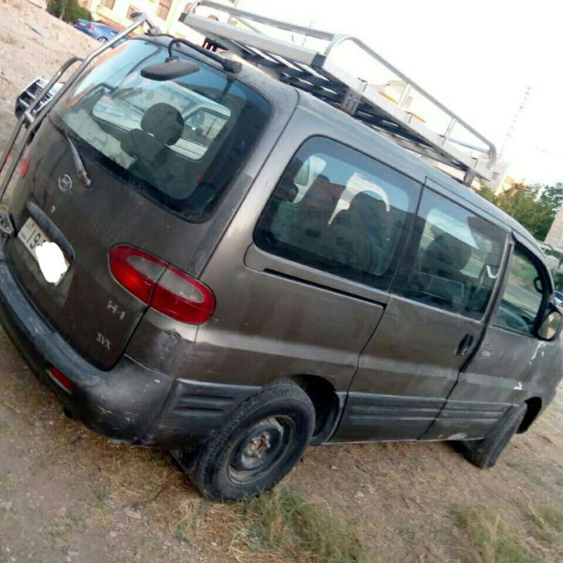 باص هونداي h1 2000 للبيع قابل تفاوض 