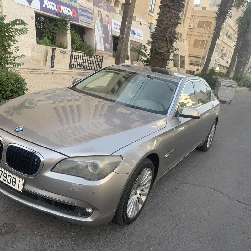 BMW 740 موديل 2009