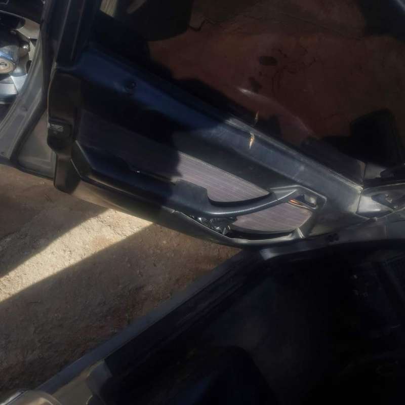 مارسيدس بطه  موديل ٨٧ فحص ماتور ٢٠انجكشن قير توماتيك فتحه٣حركات مرخصه كوشوك نضيف  غرفه نضيفه دهان جديد 