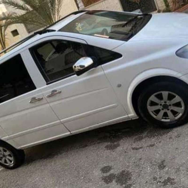 باص مرسيدس VITO موديل 2010 