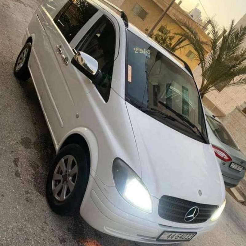 باص مرسيدس VITO موديل 2010 