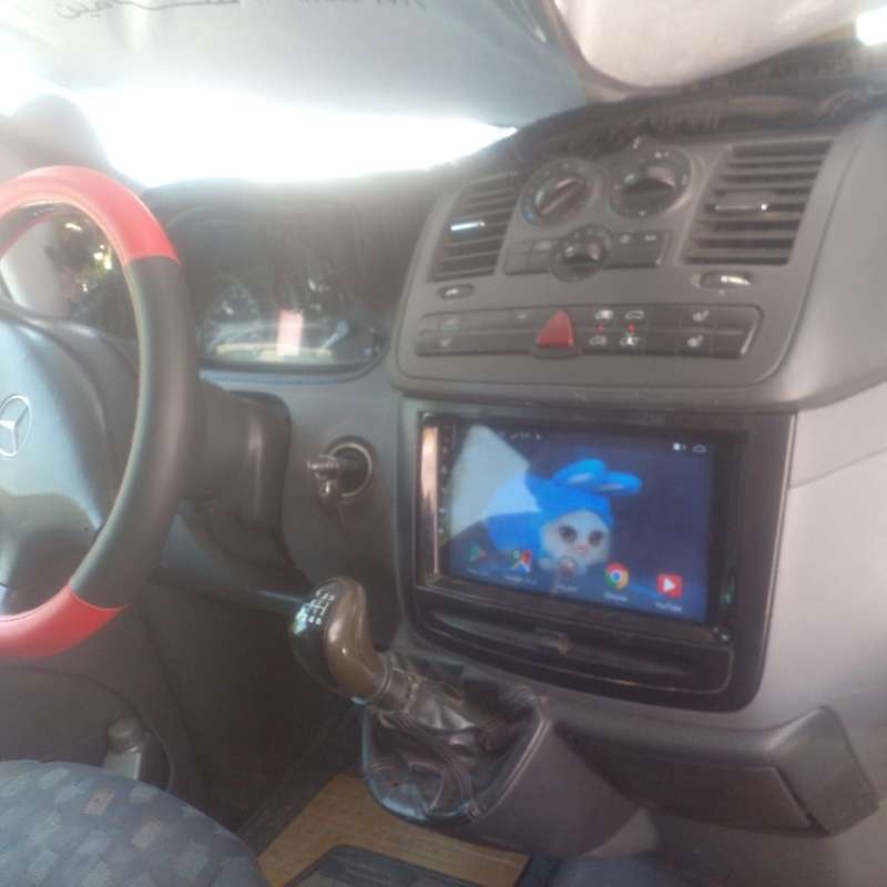 باص مرسيدس VITO موديل 2010 