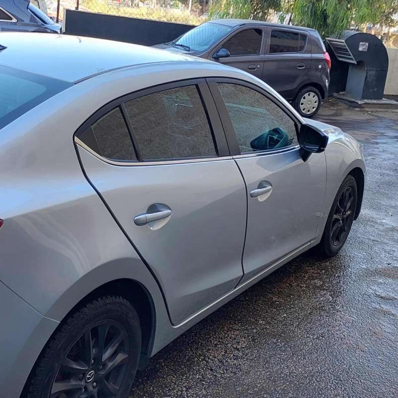 Mazda 3 2019 
