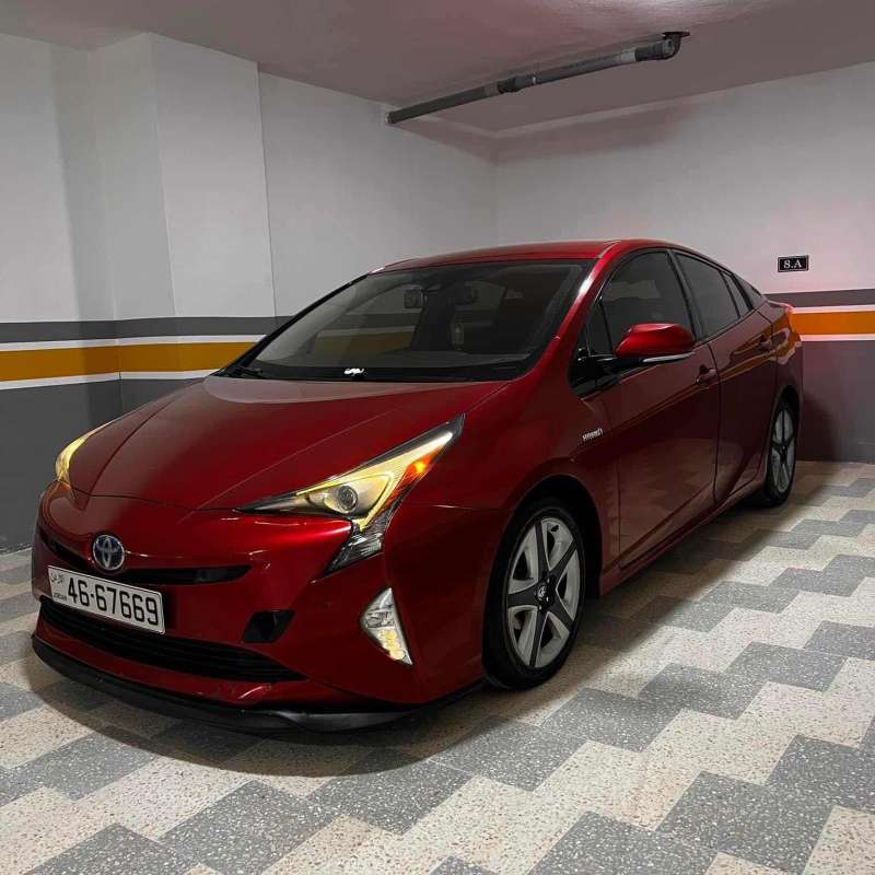 Prius 2018 persona fully loaded 