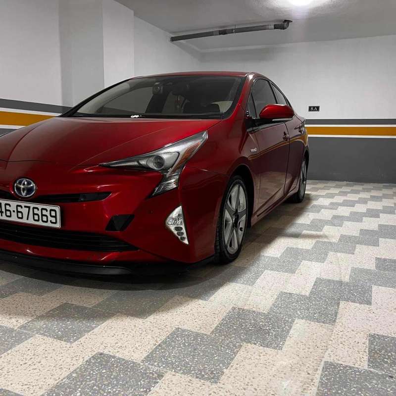 Prius 2018 persona fully loaded 