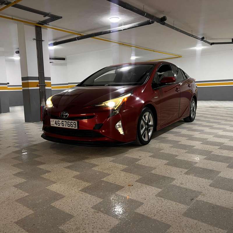 Prius 2018 persona fully loaded 