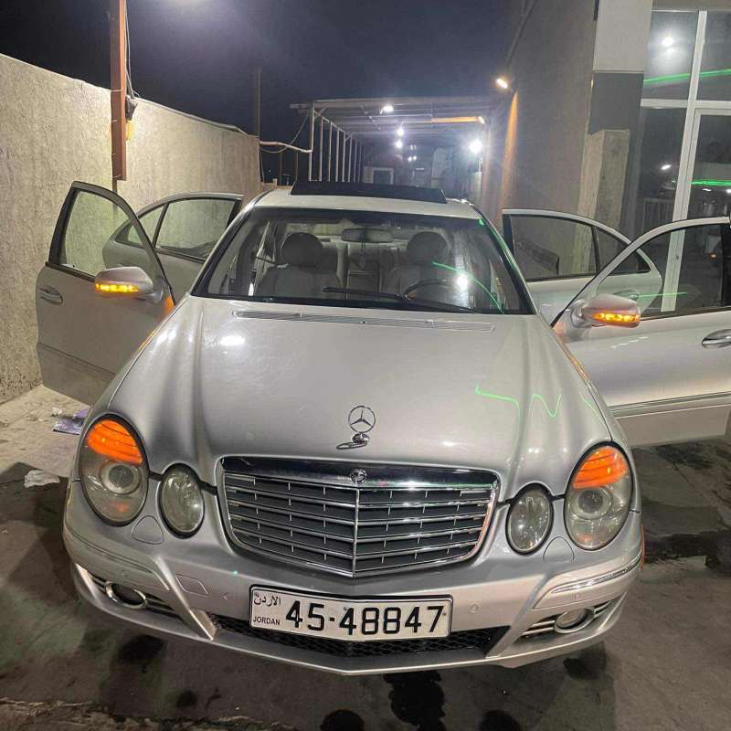 مرسيدس E200