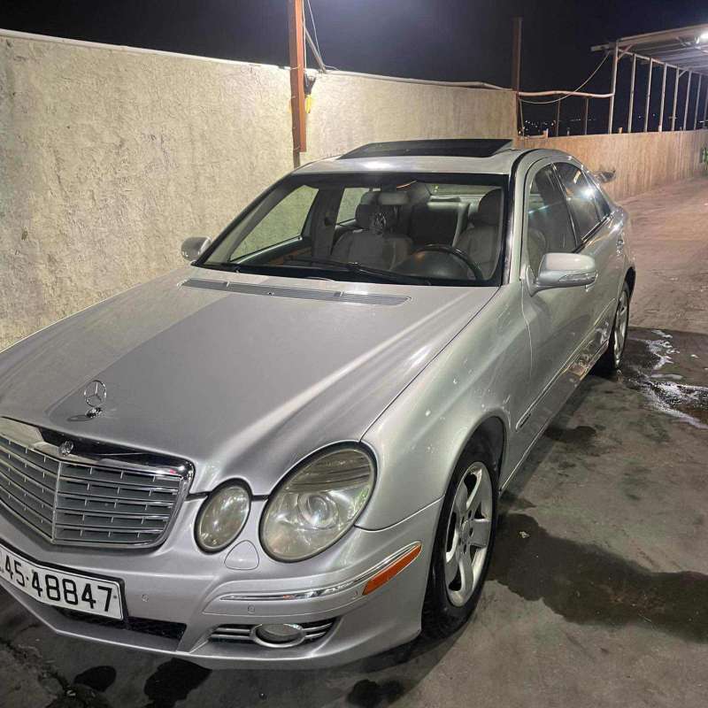 مرسيدس E200