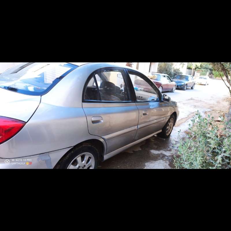 كيا ريو 2004