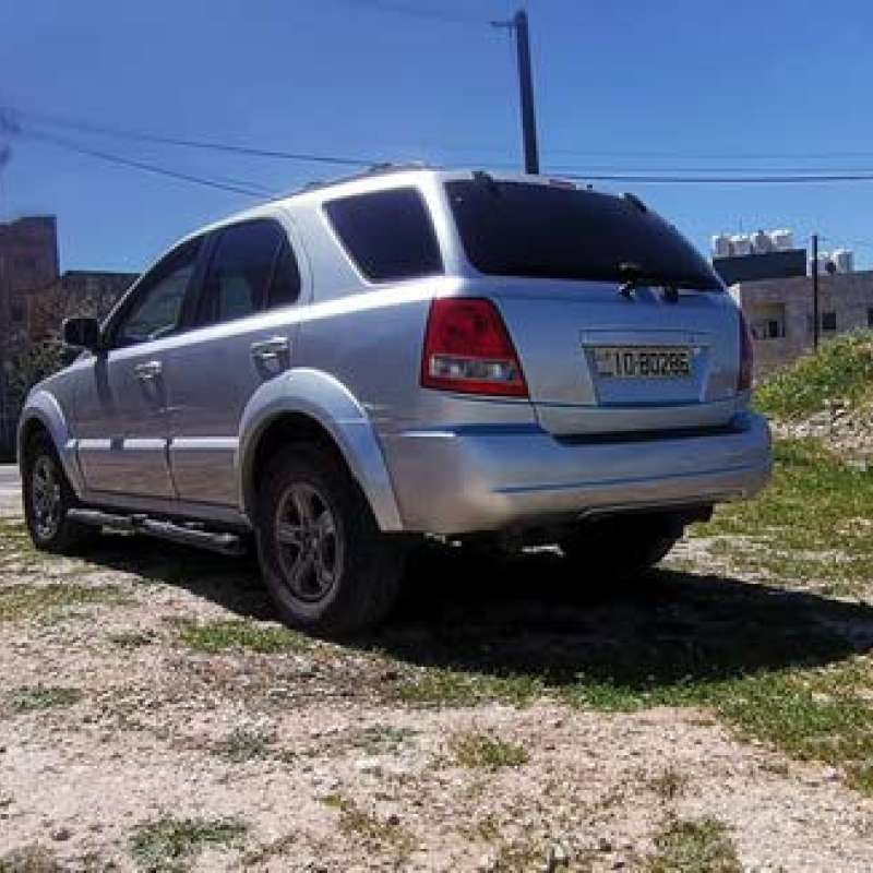 كيا سورينتو 2003تب نضافه