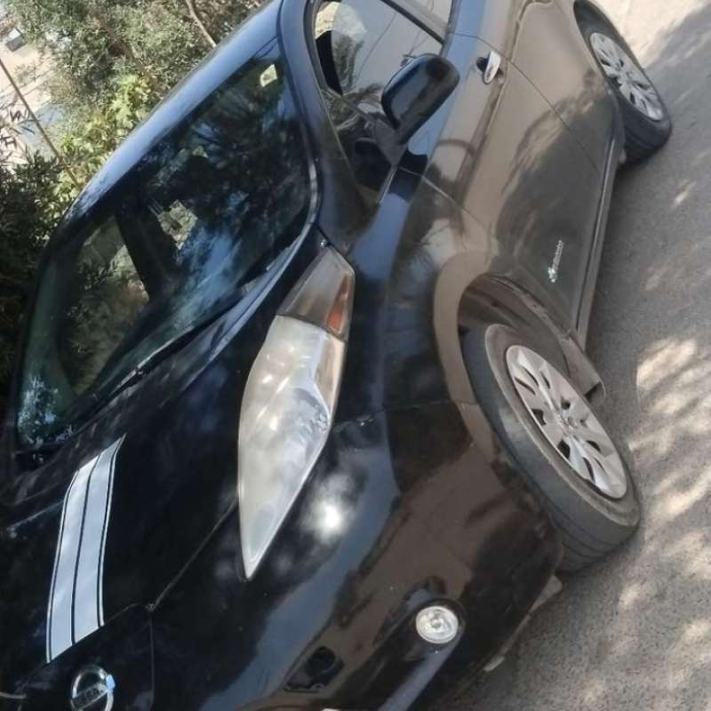 نيسان ليف 14 