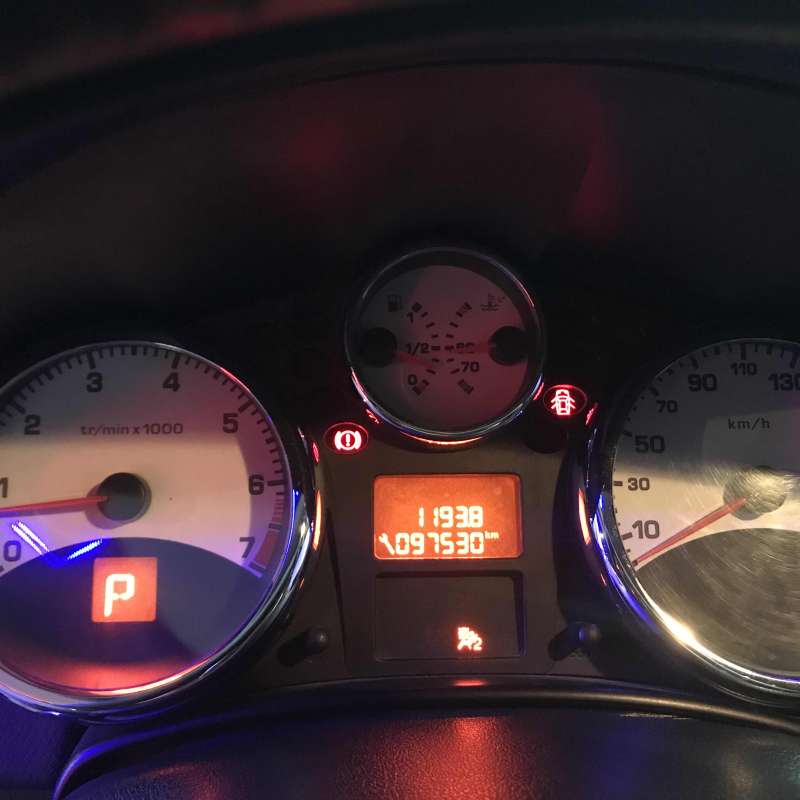 بيجو ٢٠٧ موديل ٢٠١٢ مميزة