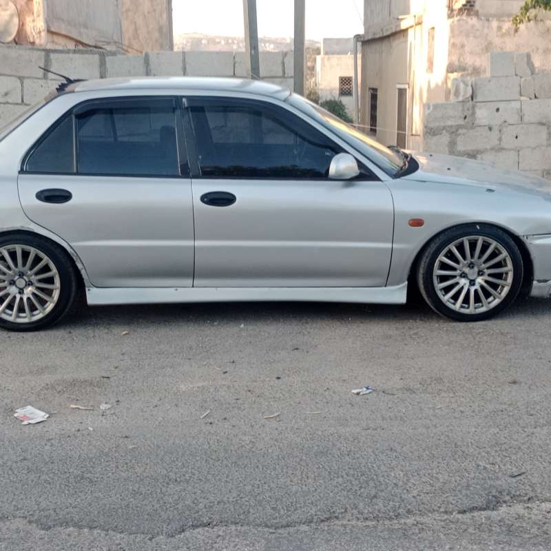 لانسر 1994