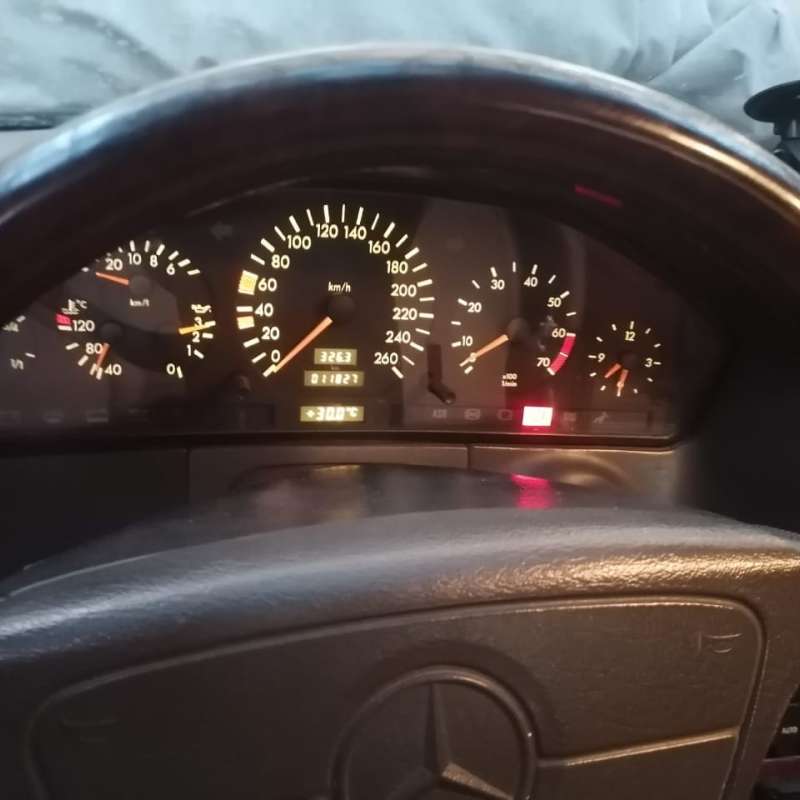 مرسيدس شبح ١٩٩٤ 