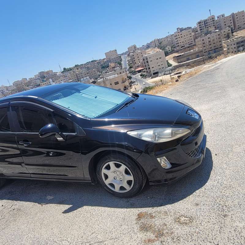 بيجو ٣٠٨ موديل ٢٠١١