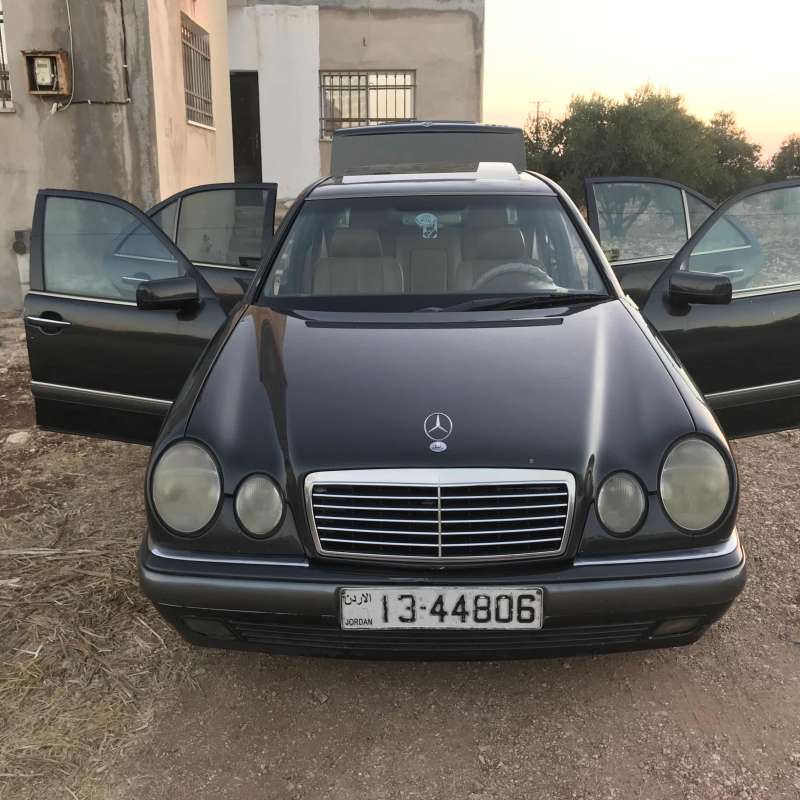 موسيدس E200 1996