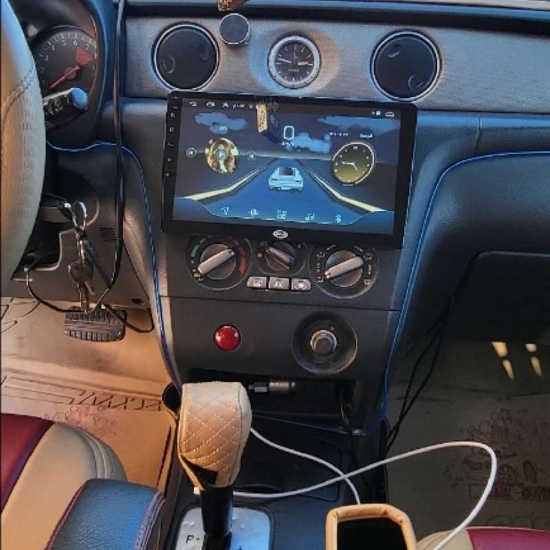 ميتسوبيشي اوتلاندر نظيف