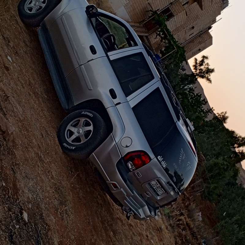 بليزر كرتب ابيض نخب الطفيلة / القادسية