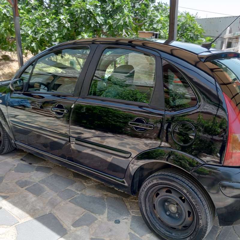 ستروين c3 موديل 2003 للبيع 