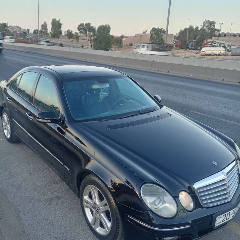 مرسيدس E200 المفرق