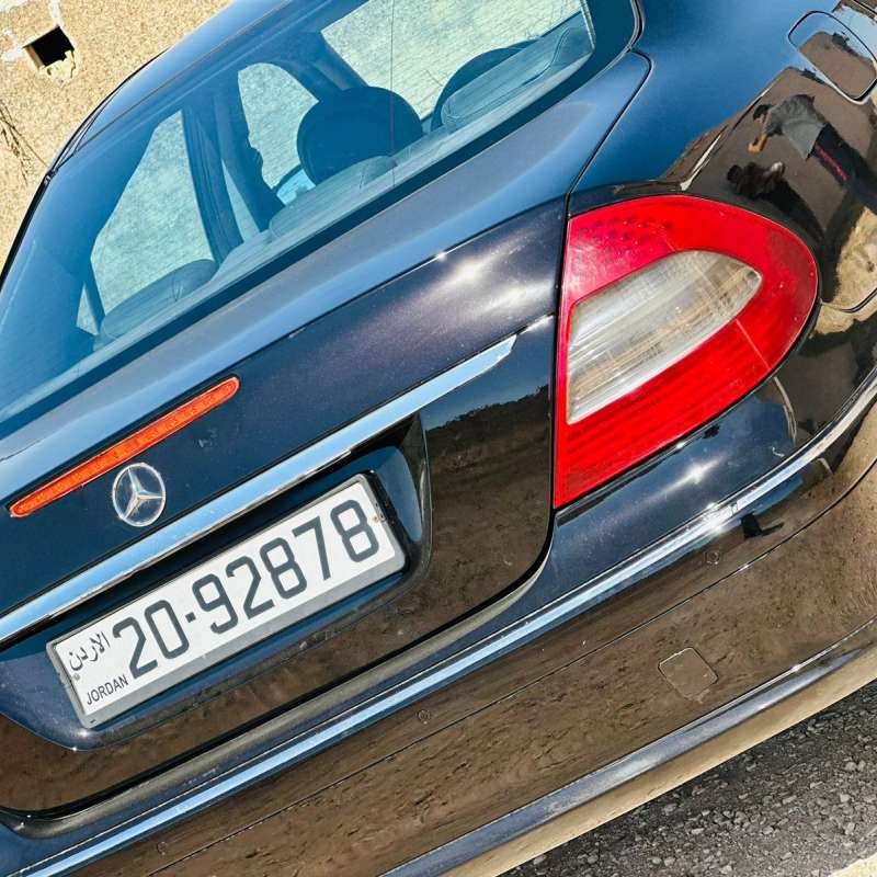 مرسيدس E200 المفرق