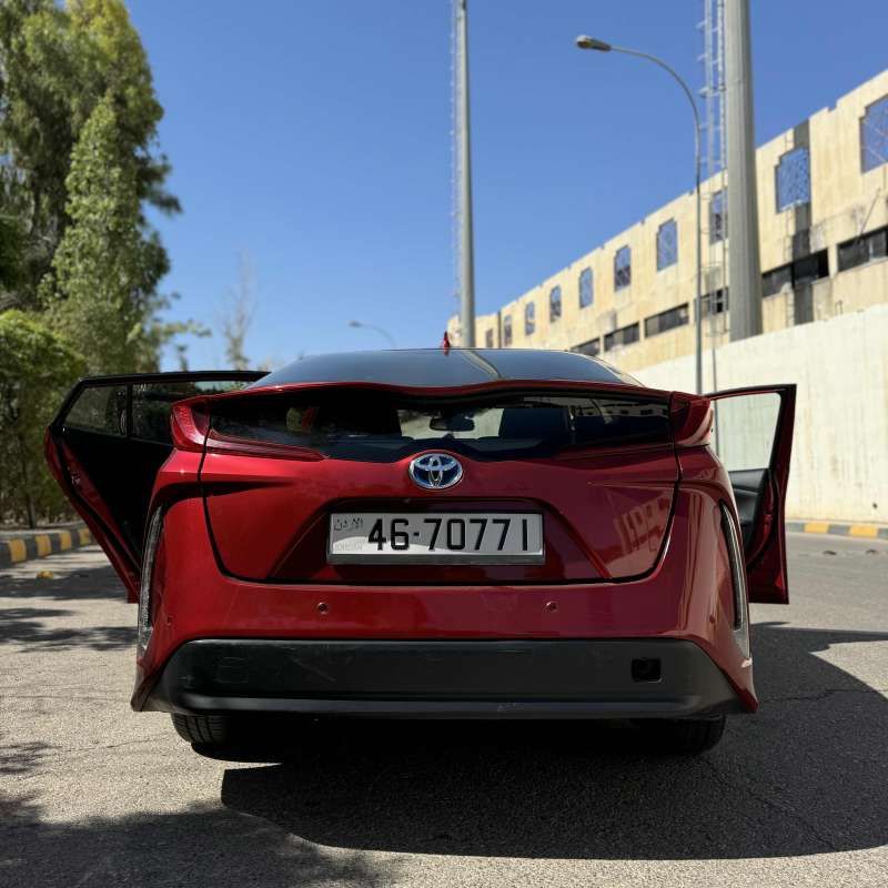 تويوتا بريوس برايم
