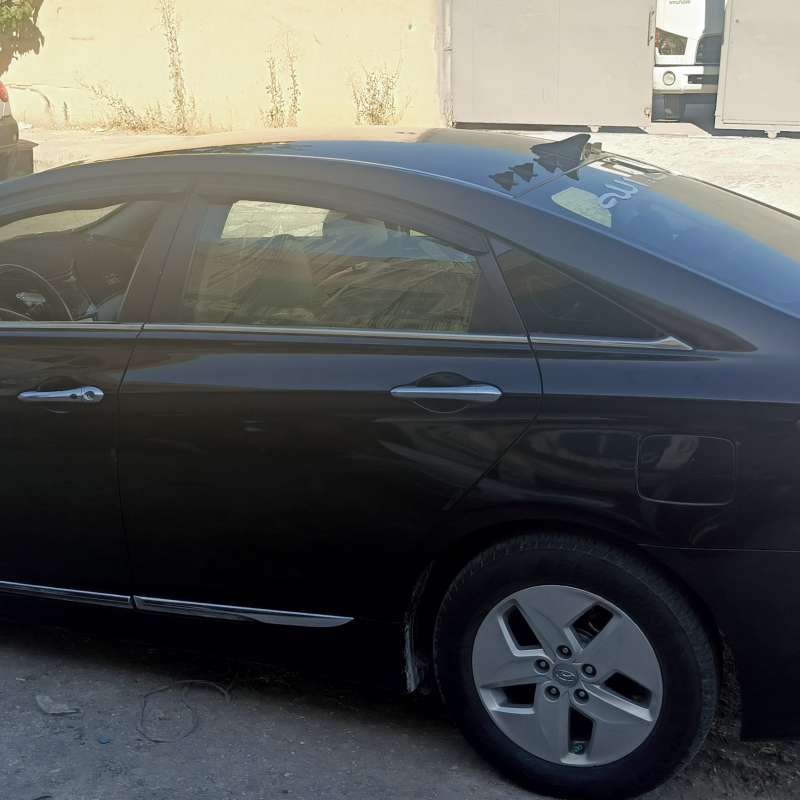 هيونداي سوناتا للبيع فل كامل أعلى صنف بدون فتحة وارد امريكي ماتور 2400
