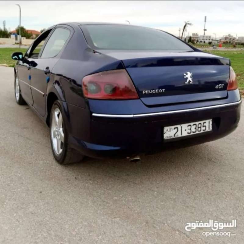 بيجو 407 موديل 2005 للبيع مستعجل بسعر مناسب