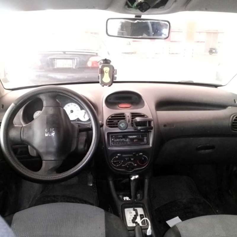 بيجو 206 لون اخضر 