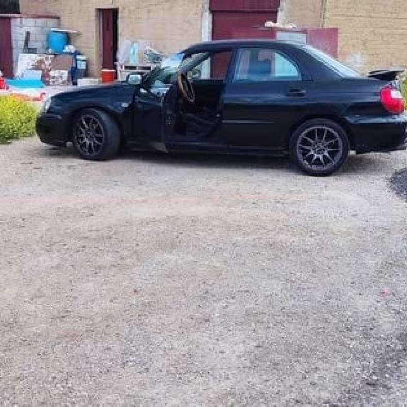 سوبارو امبريزا 
