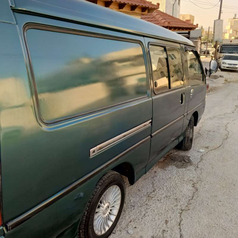 H100للبيع او للبدل على سياره الوصف بالصور 