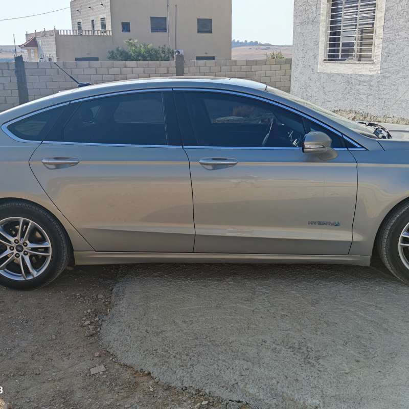 فورد فيوجن تيتانيوم ٢٠١٥