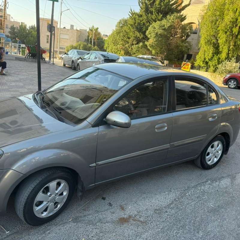 كيا ريو بحاله ممتازه وبسعر مناسب مالك ثاني من الوكاله