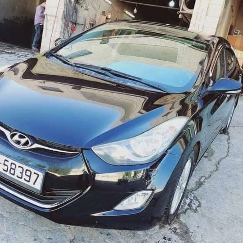 أم دي قير عادي سته غيار فحص كامل مرخصه سنه كامله  السياره بالصلاه على النبي 