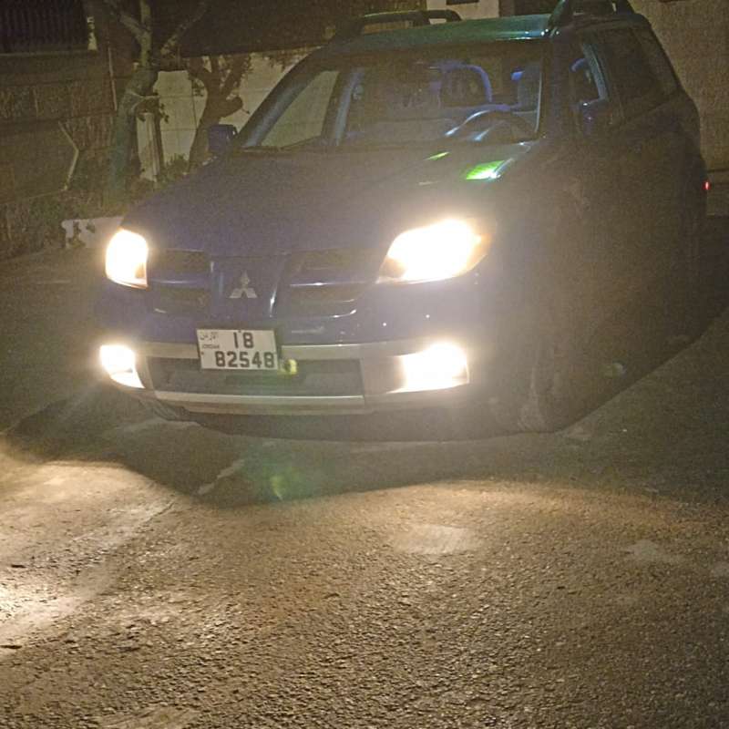 ميتسوبيشي اوتلاندر للبيع 
