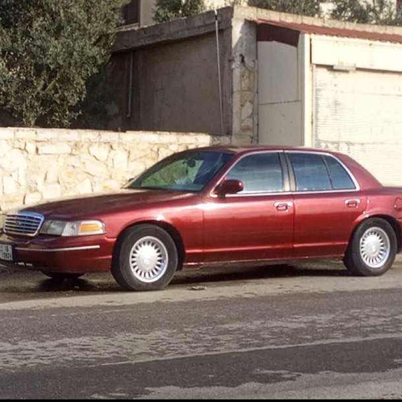 فورد كراون فكتوريا