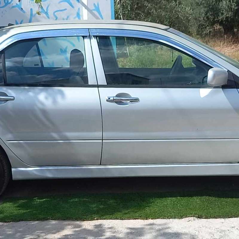 ميتسوبيشي لانسر 2010