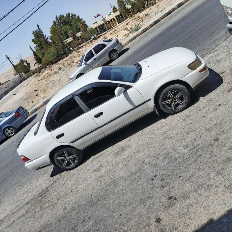 تويوتا كارولا 1993