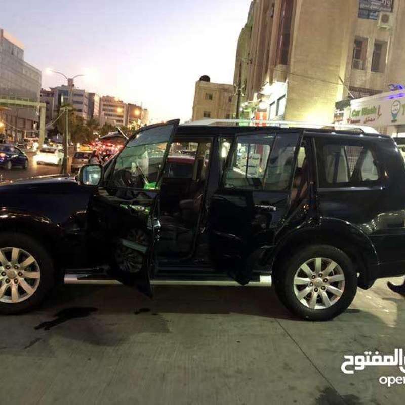 متسوبيشي/ باحيرو للبيع 