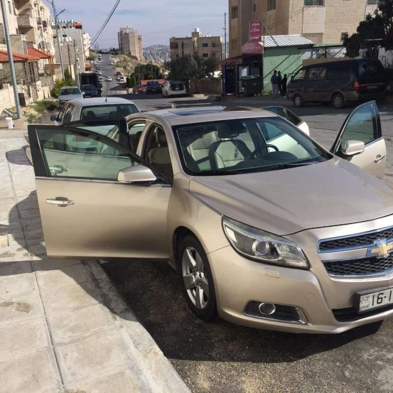 عمان شارع الاستقلال 