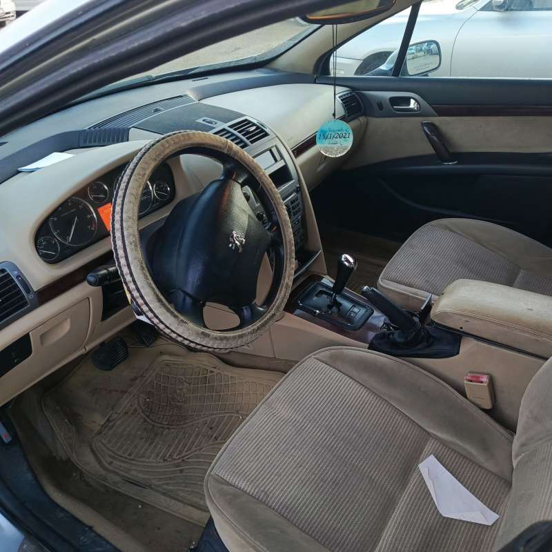 بيجو 407