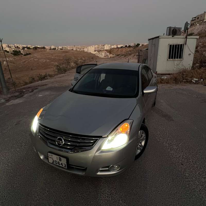 Nissan Altima 