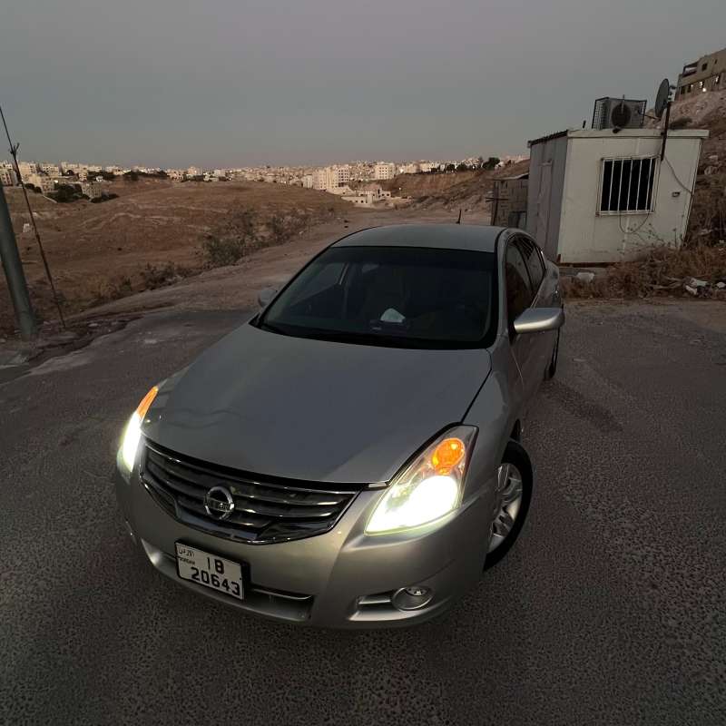 Nissan Altima 