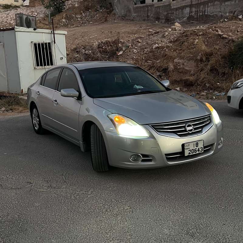 Nissan Altima 
