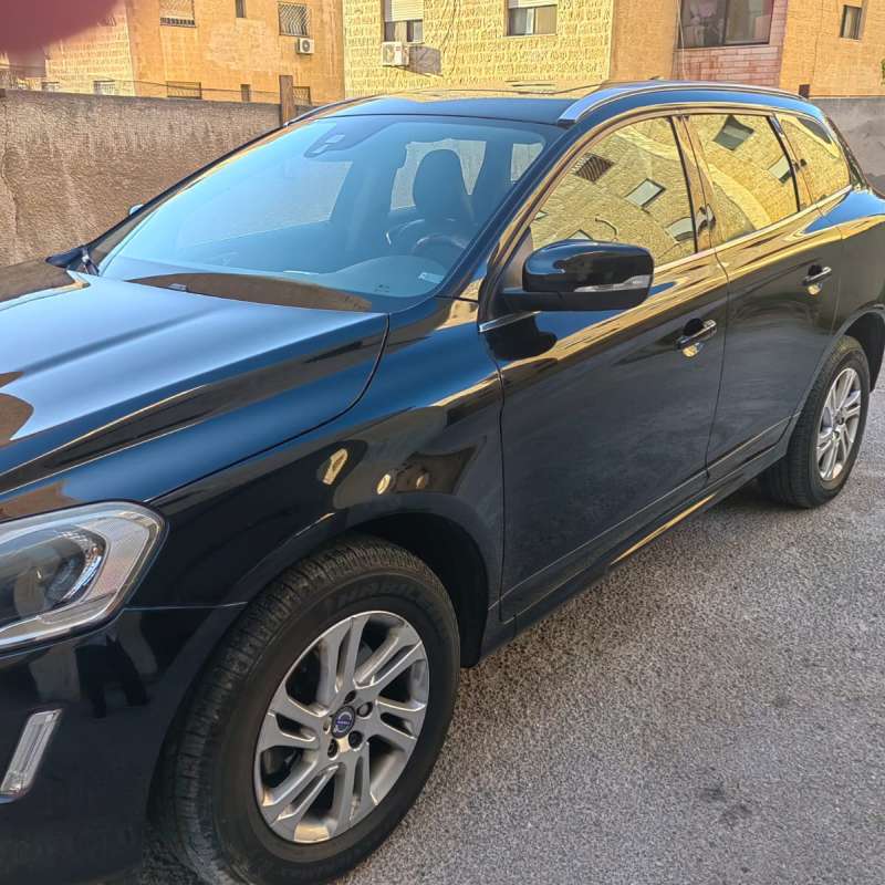 Volvo للبيع